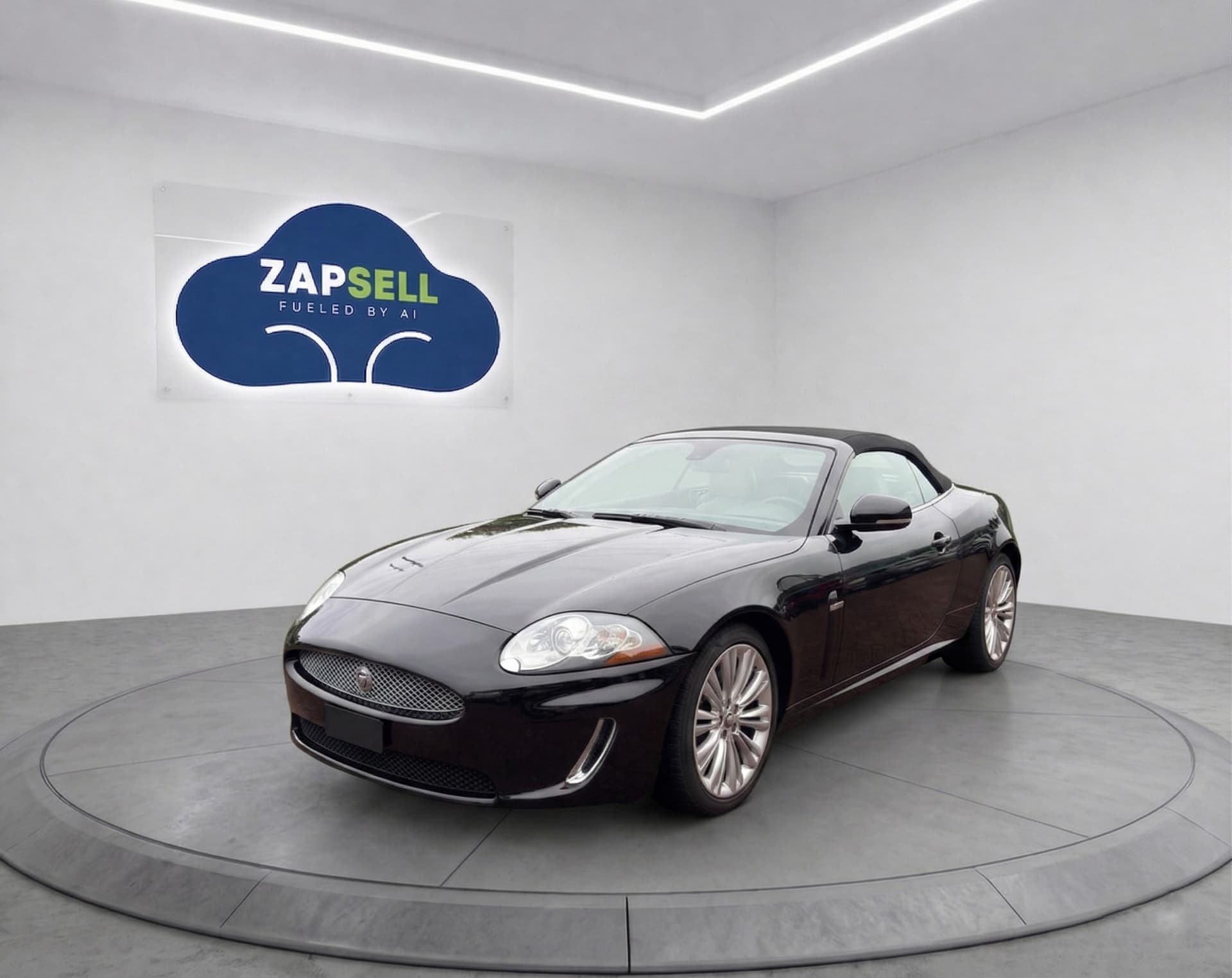 Jaguar XK – Bild 1 von 2